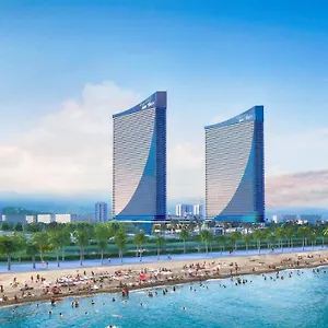 Orbi City باتومي